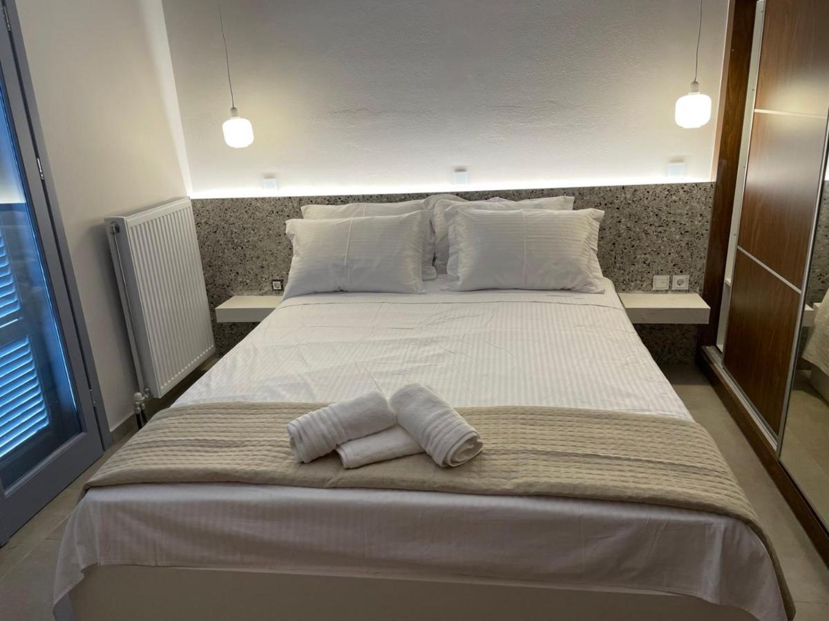 Pink Rose Luxury And Comfort Apartment At The Centre Of Préveza Kültér fotó